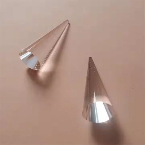 Prisma de cone guia de luz revestido de s&iacute;lica fundida