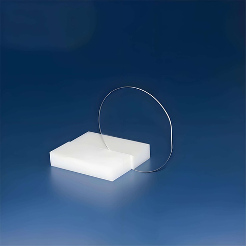 노치가 있는 매우 투명한 석영 디스크