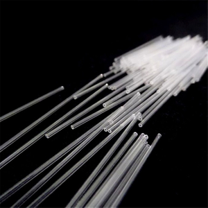 Tube miniature en verre de silice fondue