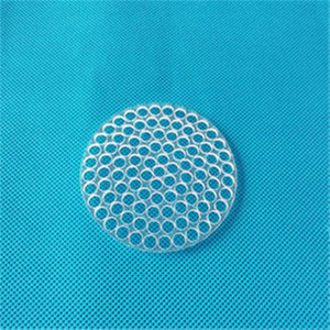 Piatto rotondo in vetro di silice fuso con fori
