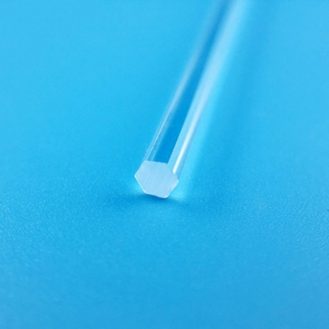 Tige de quartz transparente polygonale personnalis&eacute;e