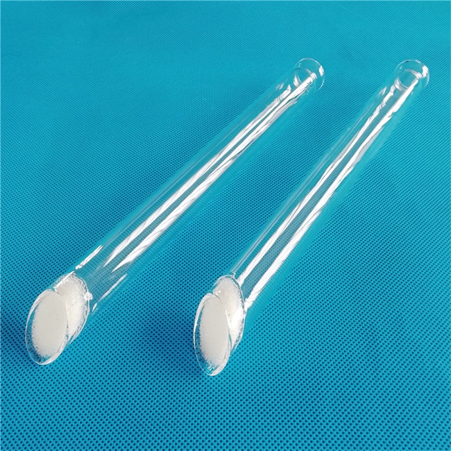 Quali sono i requisiti per la selezione dei tubi di vetro al quarzo