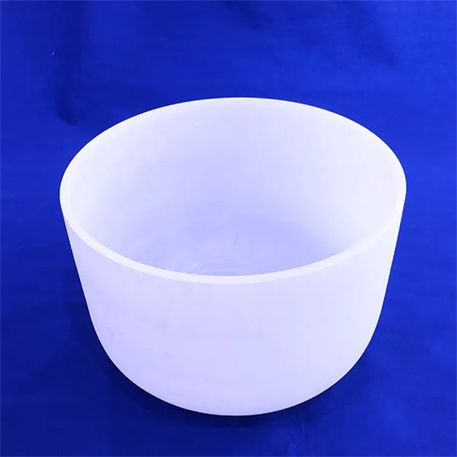 Насколько надежен кварцевый тигель, используемый в лаборатории