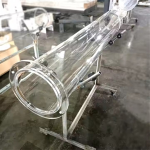 Полированная трубка из кварцевого стекла большого размера