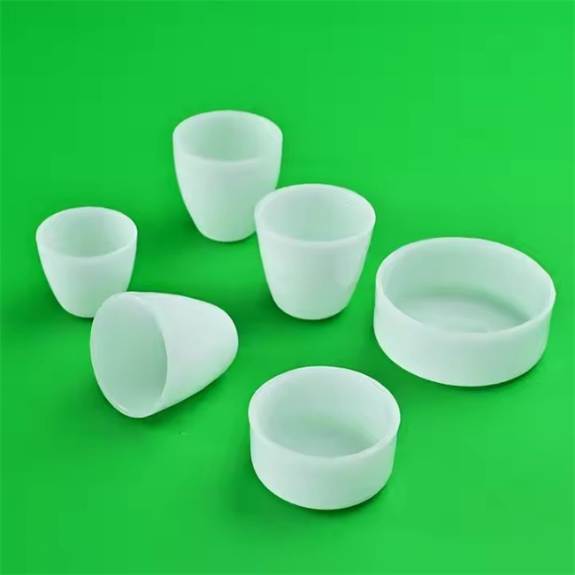Creuset en quartz fondu r&eacute;sistant &agrave; la chaleur pour le frittage