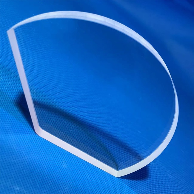 Plaque de verre de quartz transparente en forme d'&eacute;ventail