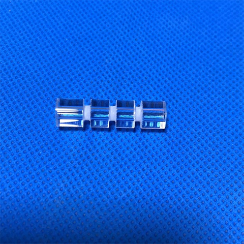 قضبان زجاجية كوارتز مشقوقة عالية الدقة بفتحات دائرية